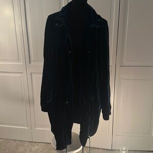 Torrid 3 Velour Royal/ Midnight Blue jacket with Satin-like lining